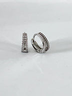 Huggie con brillo plata