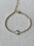 Pulsera con flor