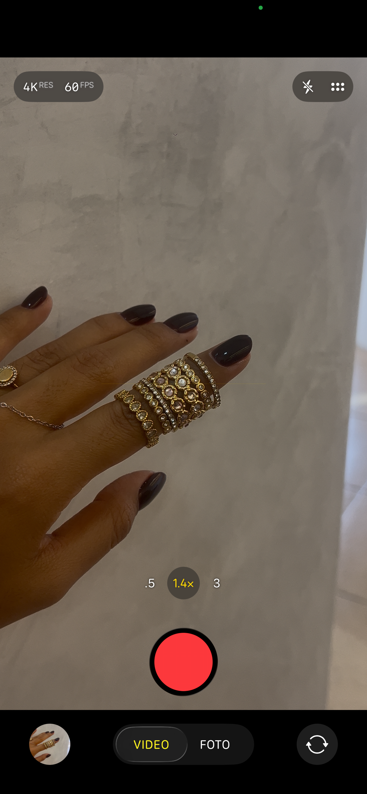 Anillo con brillo